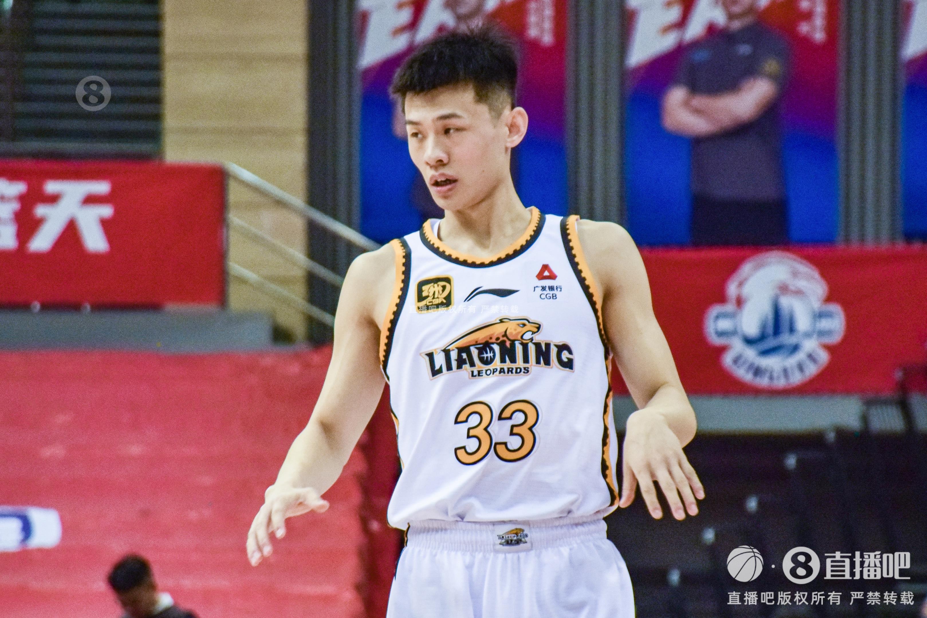 盡力了！王嵐嵚末節(jié)2記三分 全場18分鐘4中3拿到10分